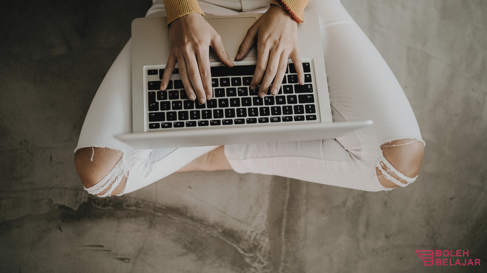 6 Cara Mulai Kerja Freelance Online di Rumah untuk Pemula
